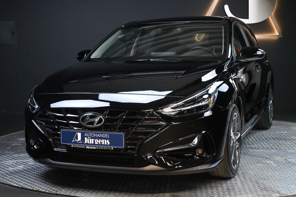 Bild des Angebotes Hyundai i30/LED/NAVI/LANE/RFK/CARPLAY