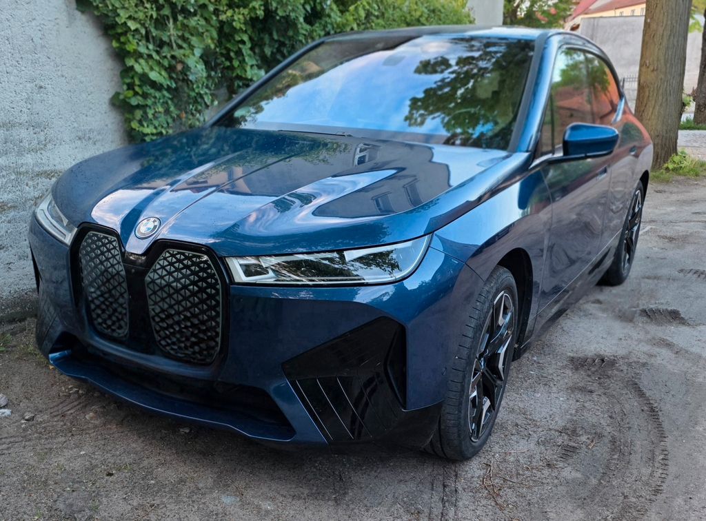 Bild des Angebotes BMW iX xDrive40 - Laser, Leder Beige, AHK