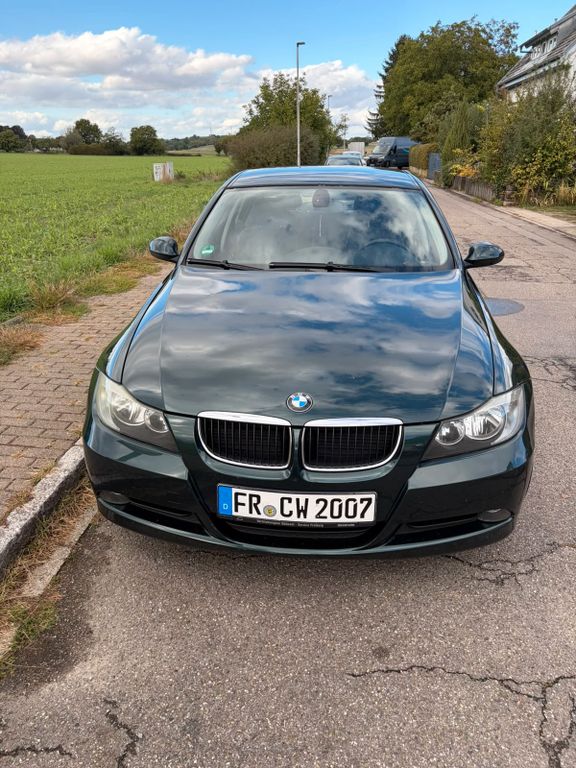 Bild des Angebotes BMW 318i -