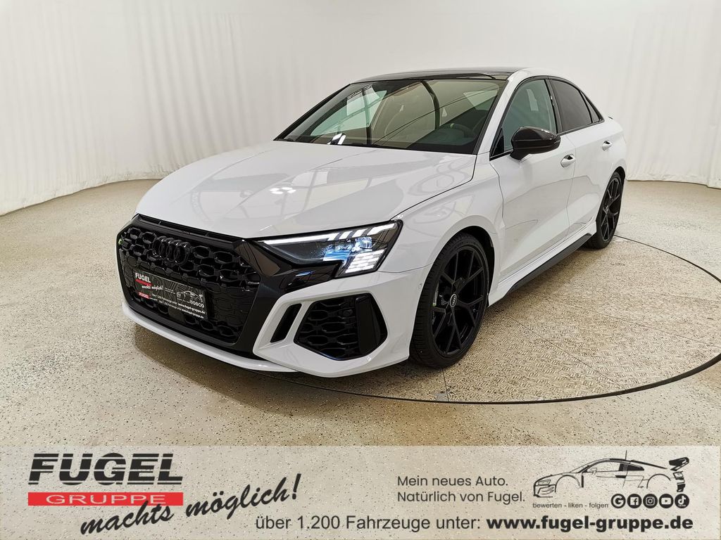 Bild des Angebotes Audi RS3 2.5 20V TFSI quattro B&O|Keramik|Matrix|Pano