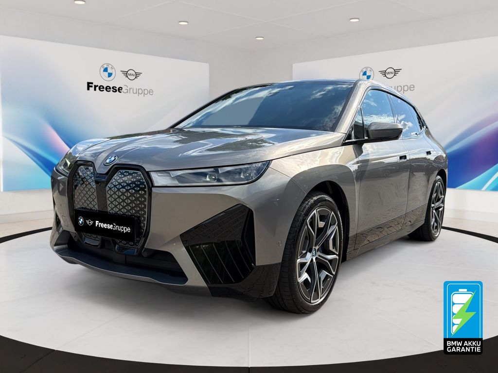 Bild des Angebotes BMW iX xDrive40 Sportpaket AHK 360 HEAD-UP