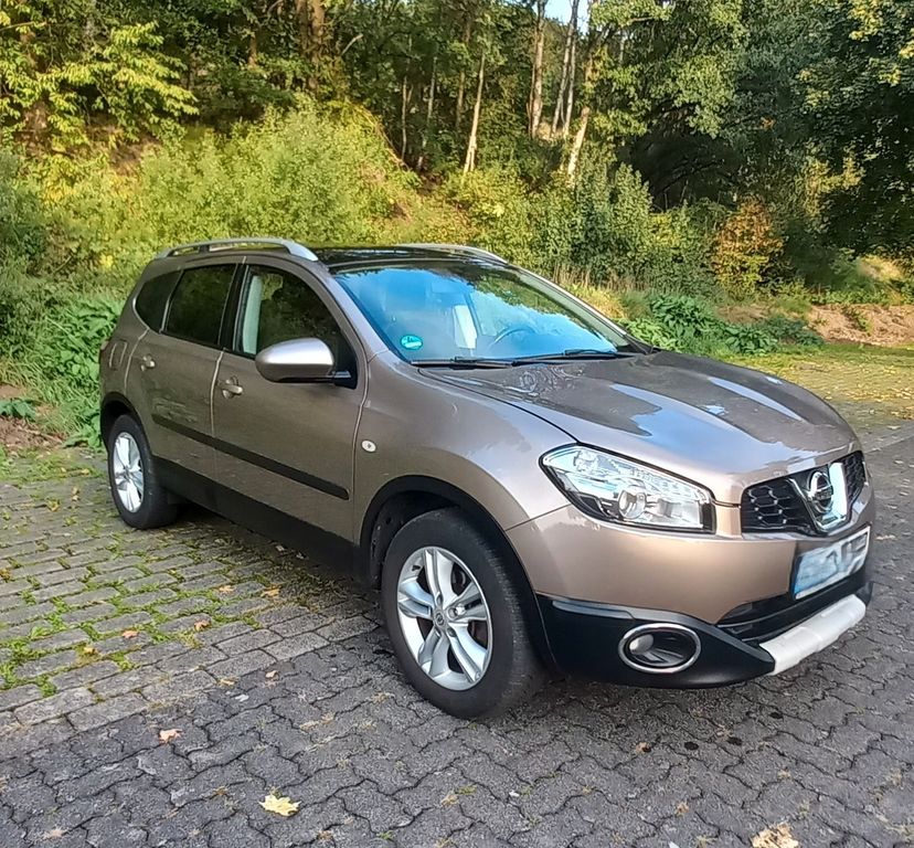 Bild des Angebotes Nissan Qashqai+2 2.0 Acenta Acenta