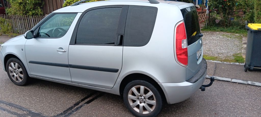 Bild des Angebotes Skoda Roomster 1.6l TDI Active Active