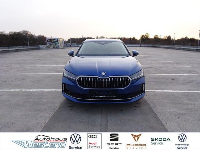 Bild des Angebotes Skoda Superb Combi L&K 1.5l TSI iV 110kW Matrix HuD Na