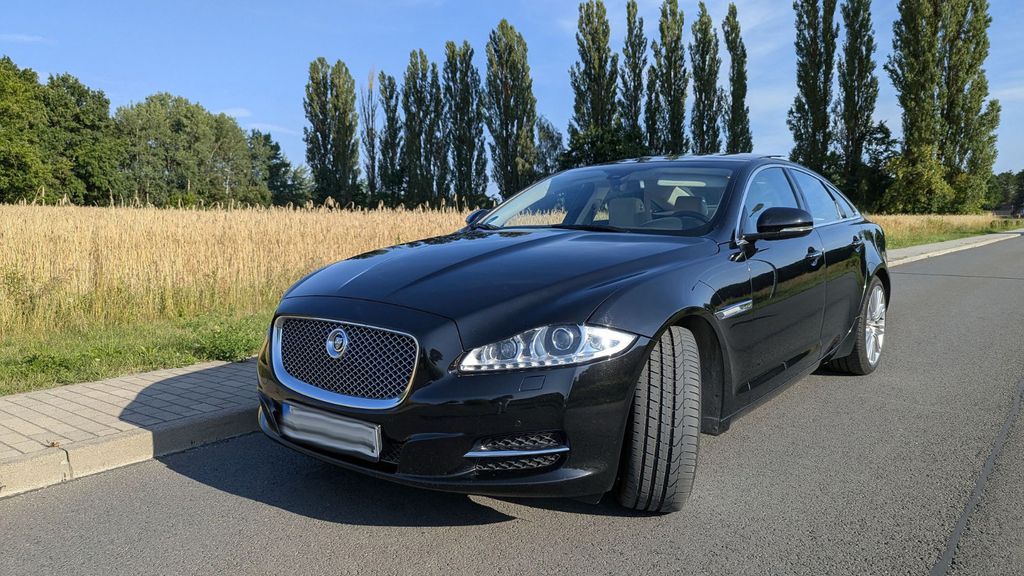 Bild des Angebotes Jaguar XJ Premium Luxury 3.0 V6 Kompressor AWD Prem...