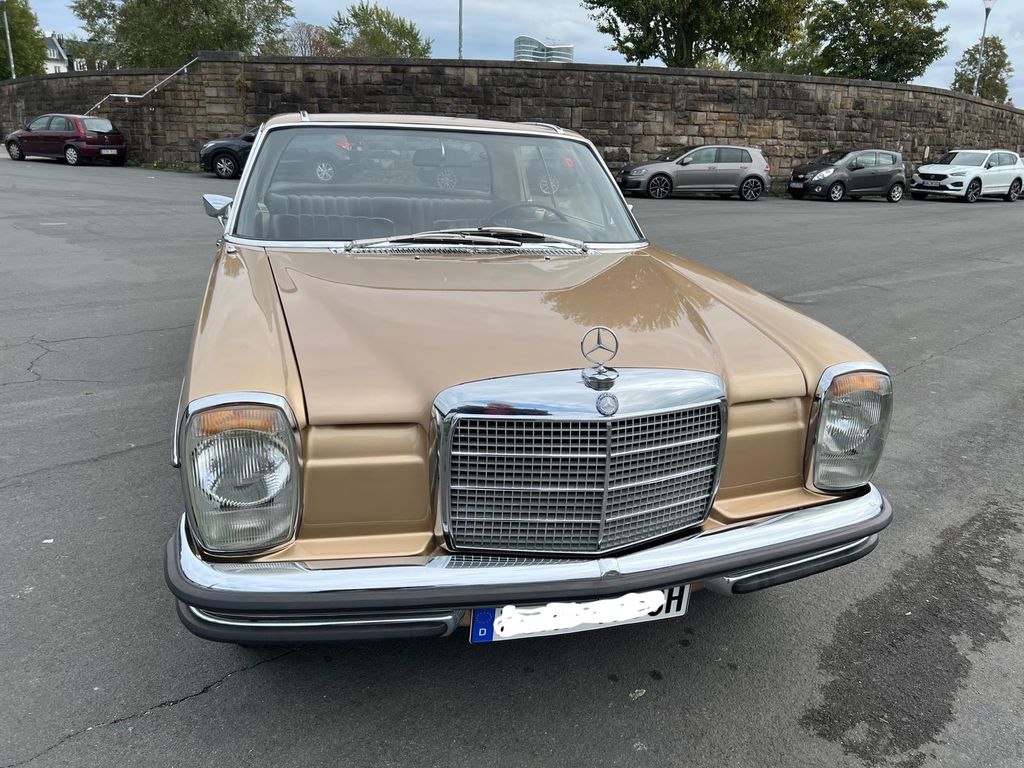 Bild des Angebotes Mercedes-Benz 250 CE Klassiker mit Wertsteigerungspotenzial