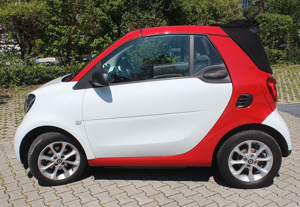 Bild des Angebotes Smart ForTwo cabrio 0.9 66kW -