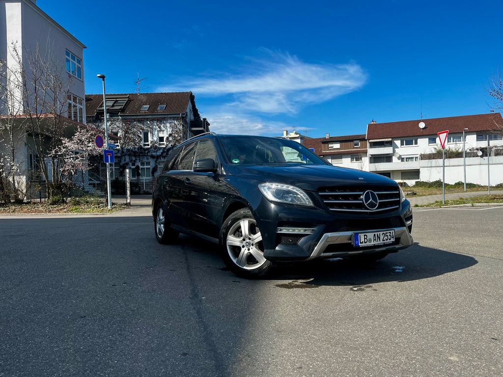 Bild des Angebotes Mercedes-Benz ML 350 BlueTEC 4MATIC -*V6 Diesel* KlimaAuto*