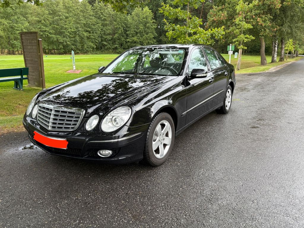 Bild des Angebotes Mercedes-Benz E 200 Kompressor ELEGANCE I 1. Hand I Automatik