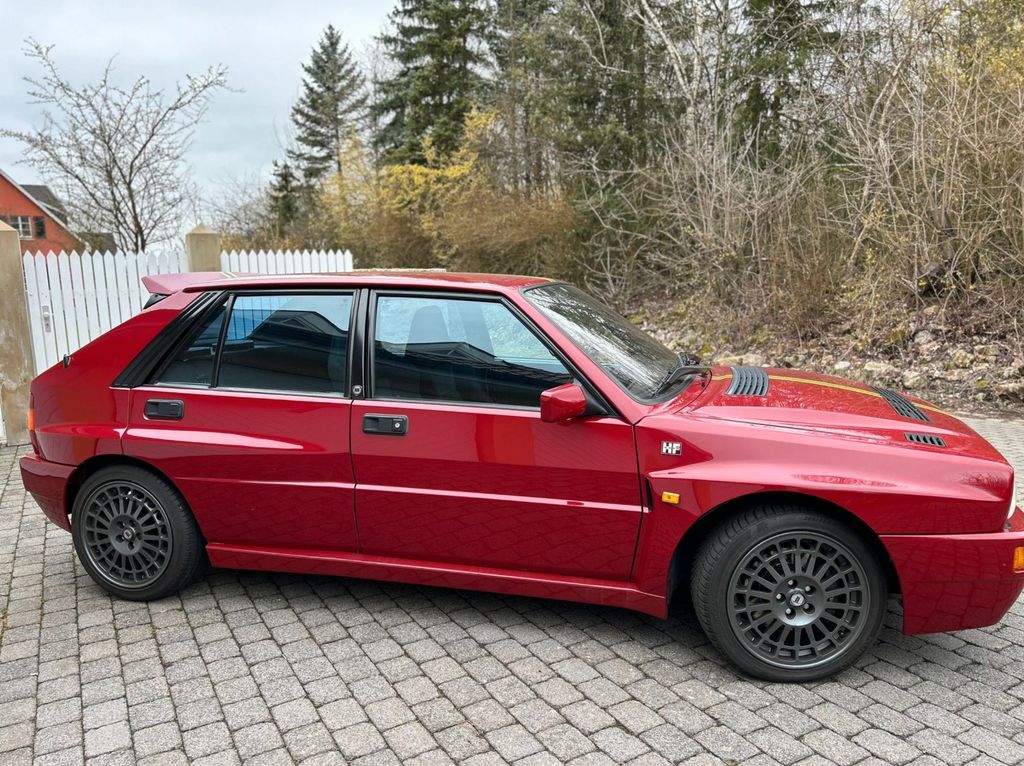 Bild des Angebotes Lancia Delta 2.0 16V GT GT