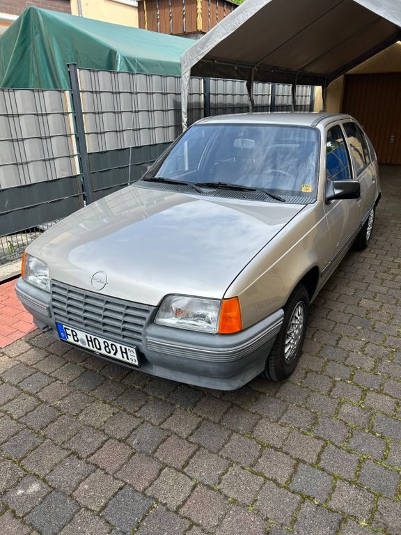 Bild des Angebotes Opel Kadett E 1,8 S Jubilee