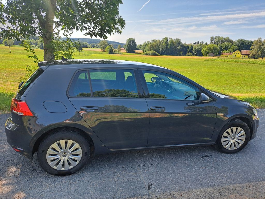 Bild des Angebotes Volkswagen Golf 1.6 TDI BMT CUP CUP