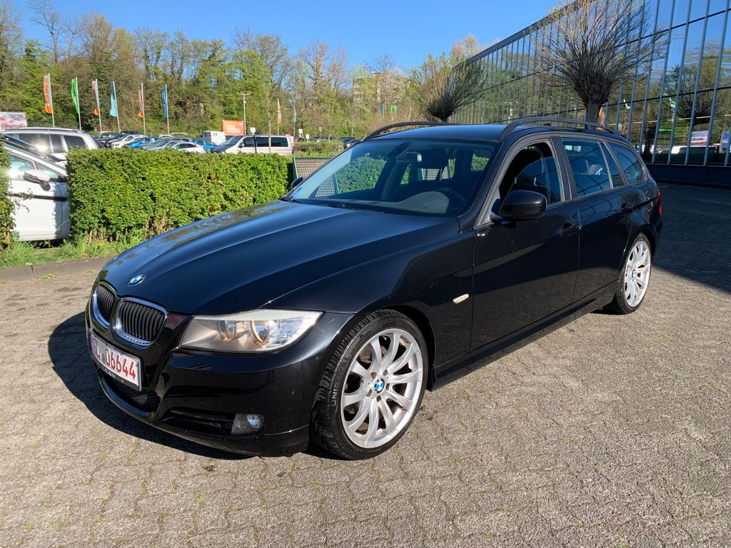 Bild des Angebotes BMW 318i Touring