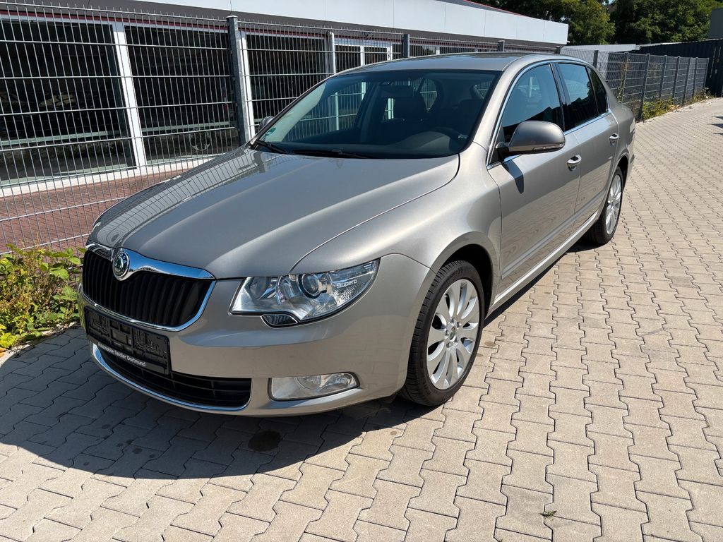 Bild des Angebotes Skoda Superb Elegance