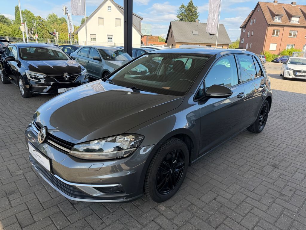 Bild des Angebotes Volkswagen Golf VII Lim. Sound Start-Stopp
