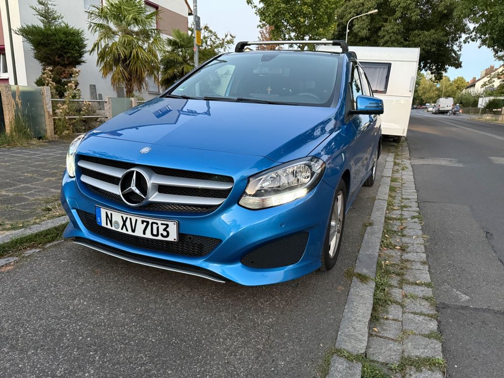 Bild des Angebotes Mercedes-Benz B 180 - 7G-DCT Doppelkupplung mit viel Extras