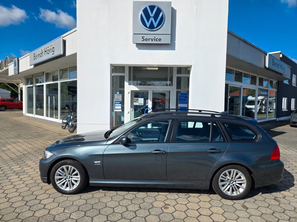 Bild des Angebotes BMW 320 3 Touring 320 d xDrive Navi Sitzheizung AHK