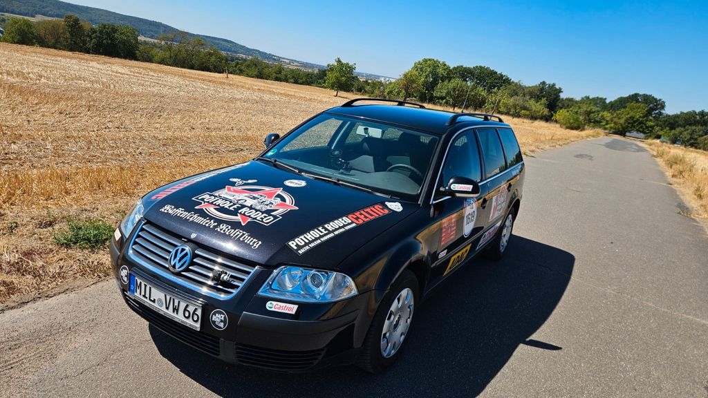 Bild des Angebotes Volkswagen Passat Variant 1.9TDI 96kW 5-Gang Comf. Fami...