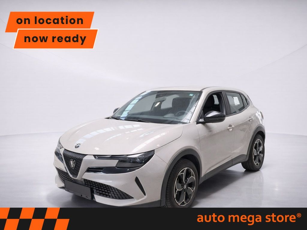 Bild des Angebotes Alfa Romeo Junior Elettrica 54 kWh ACC/LED/PDC/Carplay
