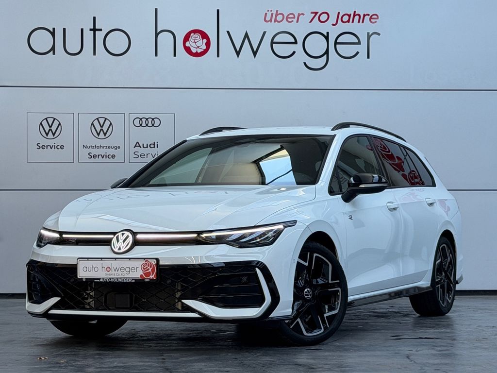 Bild des Angebotes Volkswagen Golf VIII Variant 1.5 R-Line#Matrix#AHK#Navi#ACC