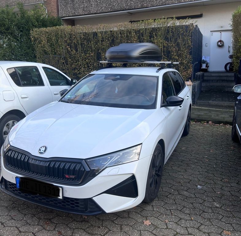 Bild des Angebotes Skoda Octavia 2.0 TSI DSG RS Combi RS AHK