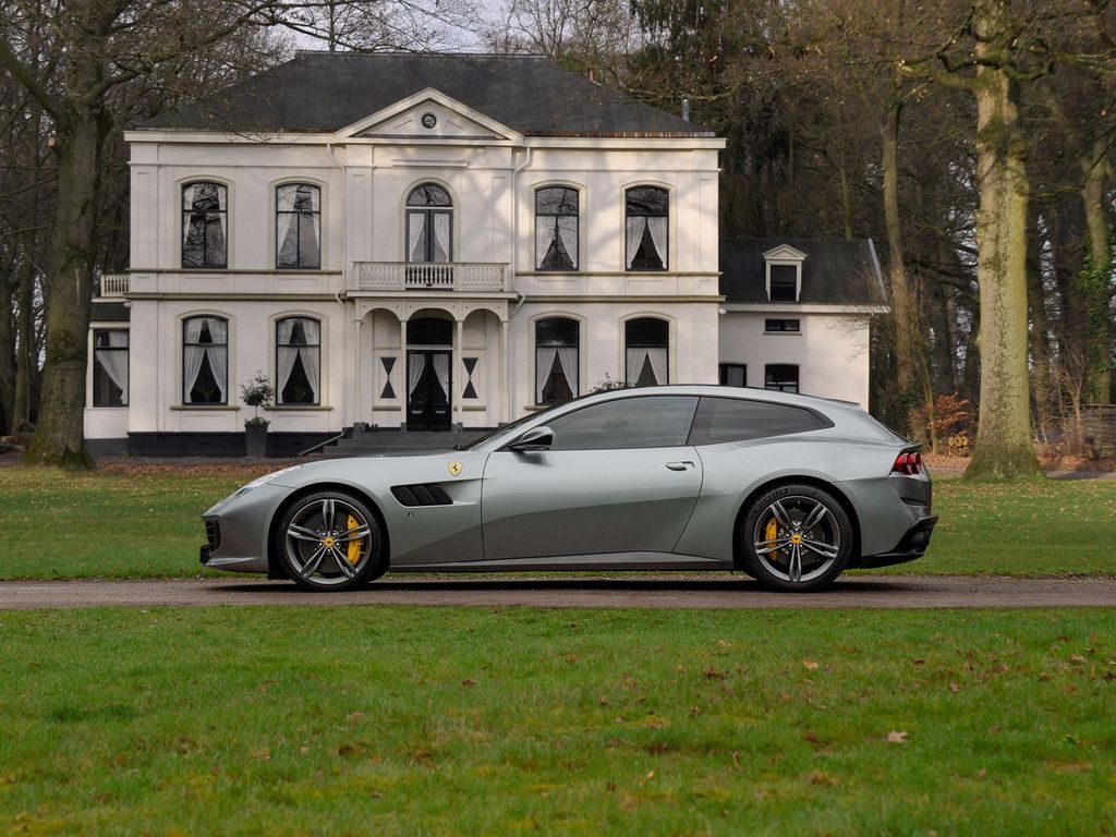 Bild des Angebotes Ferrari GTC4Lusso T 3.9 V8 | Pano-dak | JBL | Lift