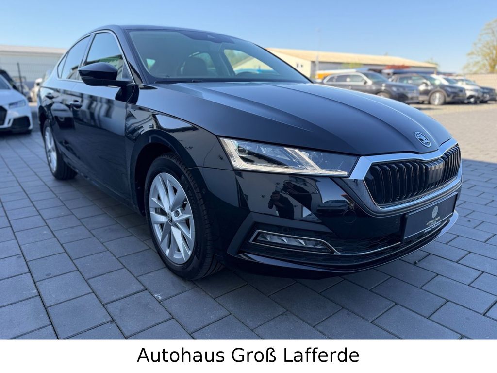 Bild des Angebotes Skoda Octavia Lim. First Edition