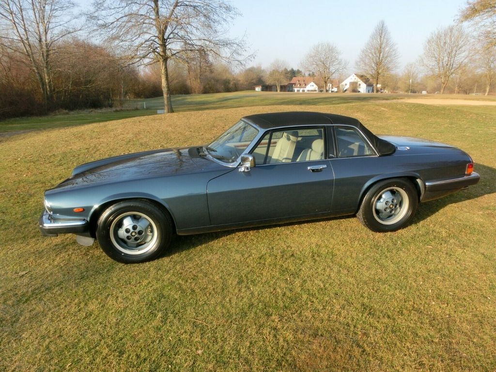 Bild des Angebotes Jaguar XJSC  Bügelcabrio