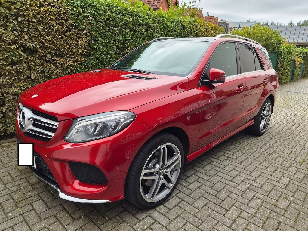 Bild des Angebotes Mercedes-Benz GLE 250 d 4MATIC AMG Line Panorama DB Scheckheft