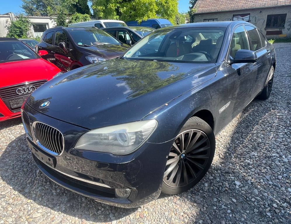 Bild des Angebotes BMW 740d xDrive*HEAD UP*360°*SOFT CLOSE*AHK*VOLL*