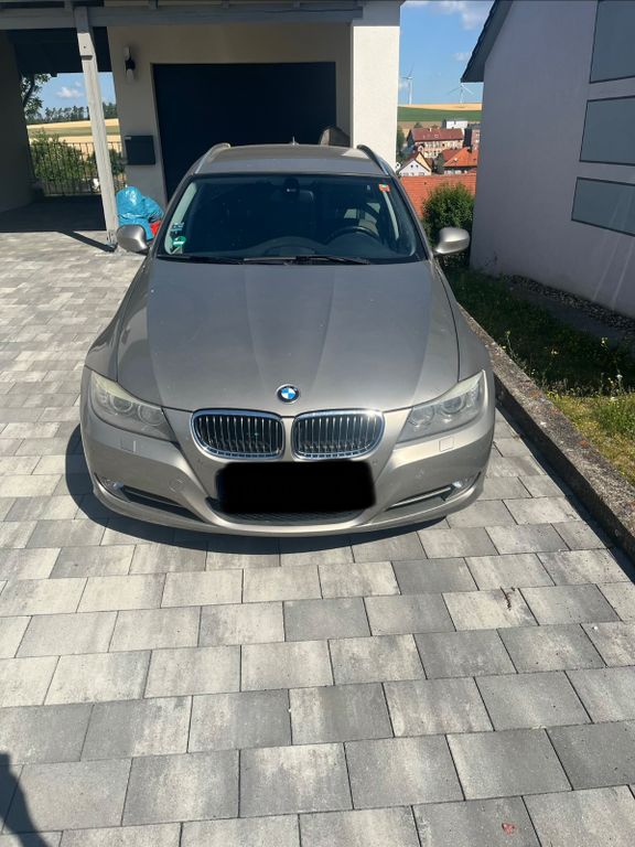 Bild des Angebotes BMW 320d Touring