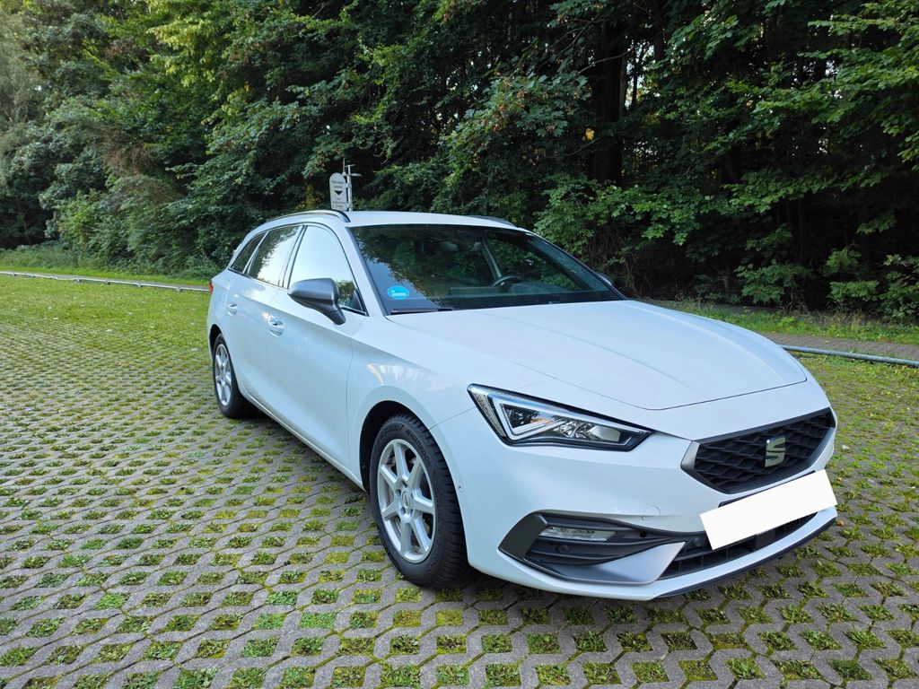 Bild des Angebotes Seat Leon Sportstourer 1.5 eTSI DSG FR STANHZ LED NAV