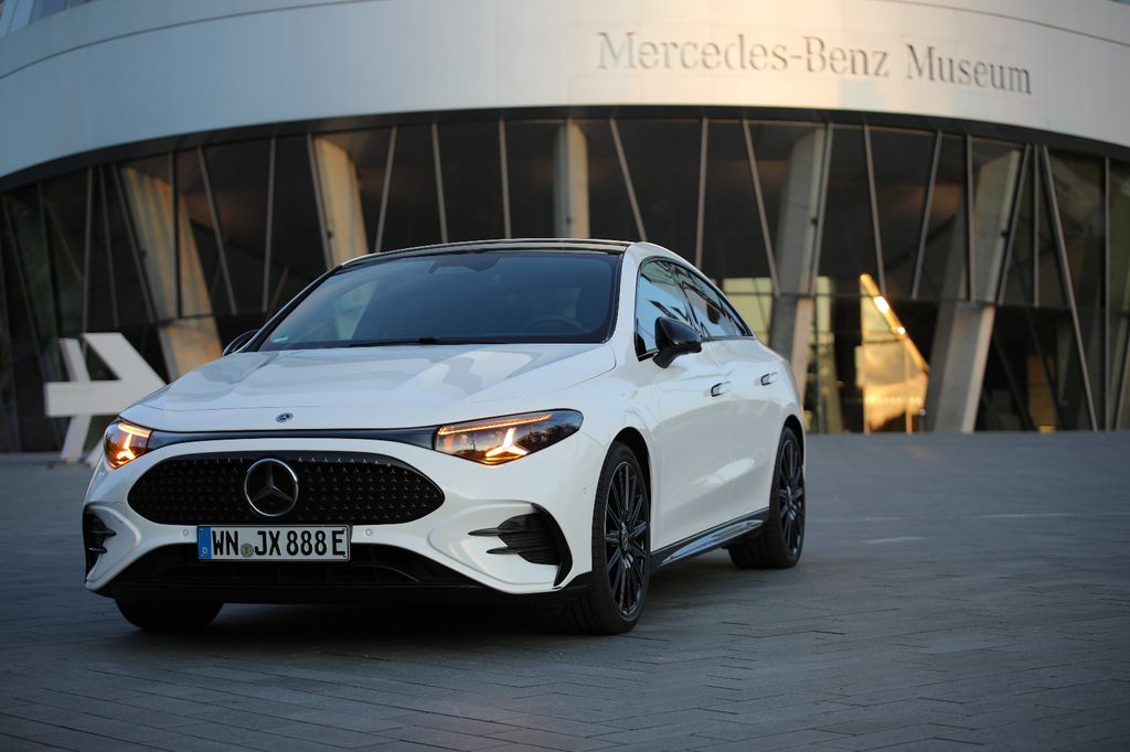 Bild des Angebotes Mercedes-Benz CLA 350 4 MATIC EQ
