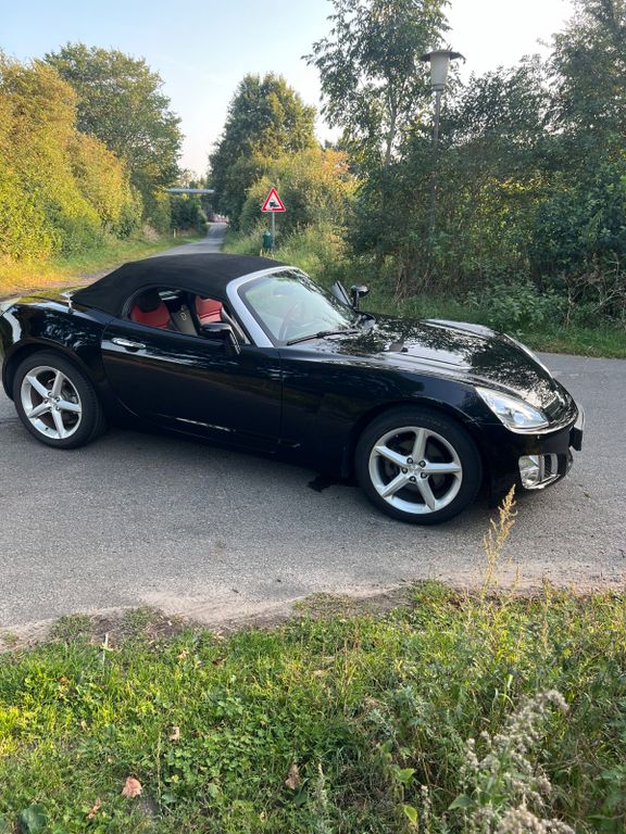 Opel GT Hobbyaufgabe abzugeben ca 24.000km