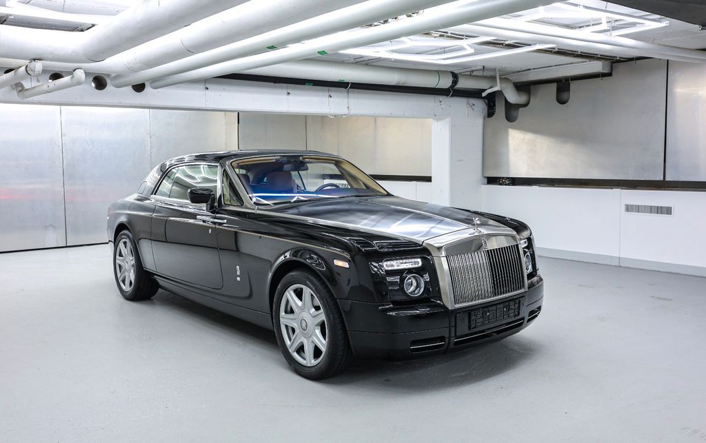 Rolls-Royce Phantom Coupé Starlight Carplay Service neu