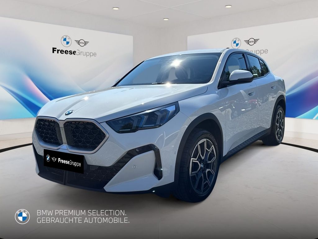 Bild des Angebotes BMW X2 sDrive20d RFK LED SHZ WIRELESS CHARGING DAB