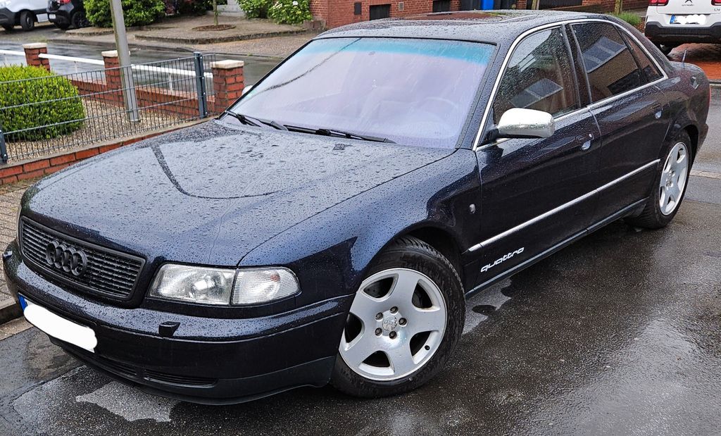 Audi S8 4.2 tiptronic -