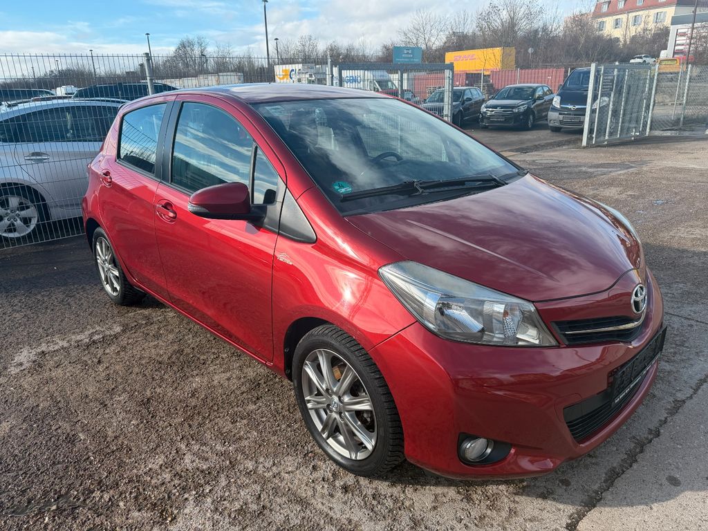 Bild des Angebotes Toyota Yaris Club Navi Kamera
