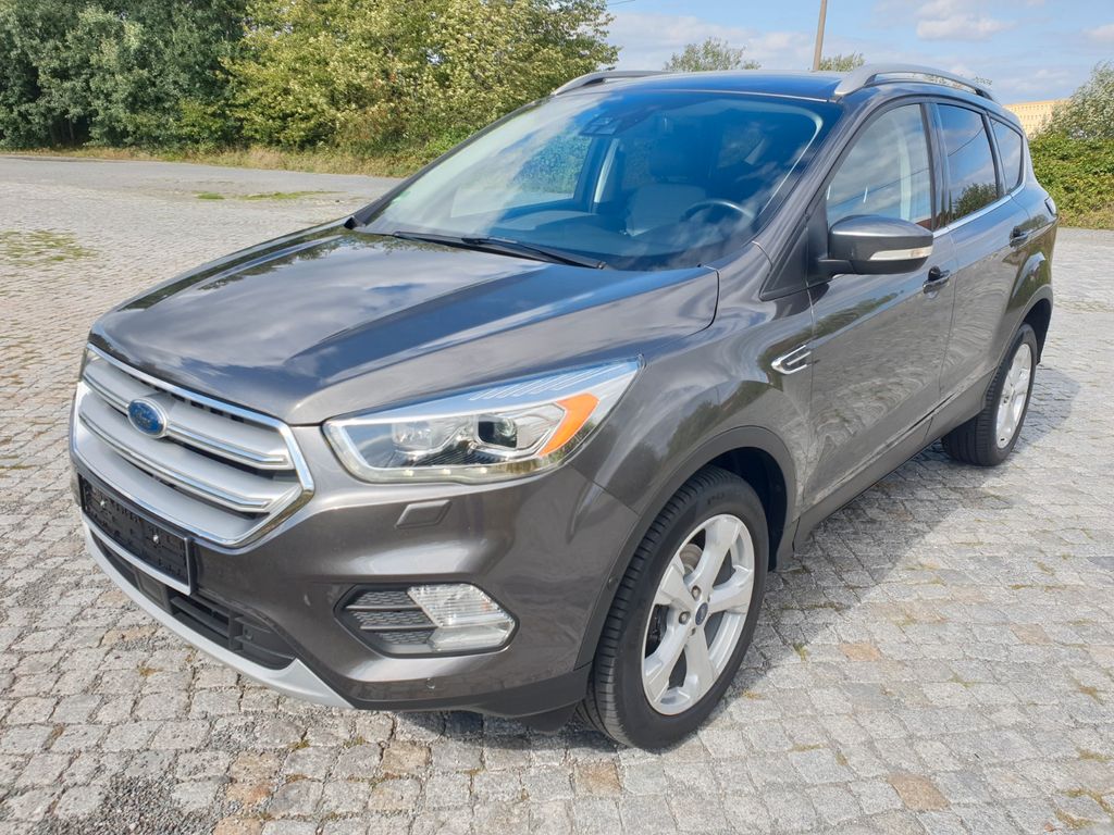 Bild des Angebotes Ford Kuga 1,5 150PS Titanium Kamera BiXenon Voll