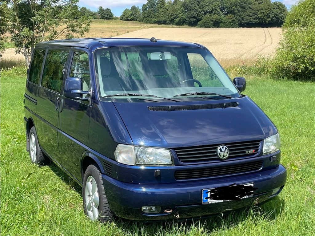 Volkswagen T4 Caravelle 2,5-l-Diesel TDI 111kW Standard