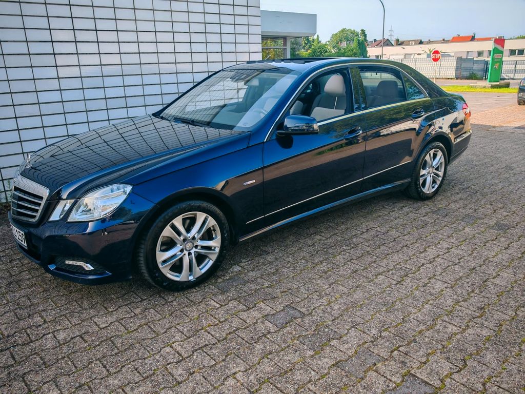 Bild des Angebotes Mercedes-Benz E 250 CDI AVANTGARDE *MOTOR TOP*LEDER*NAVI*SD*