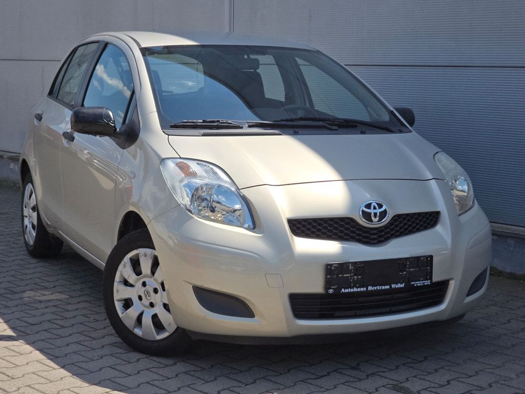 Bild des Angebotes Toyota Yaris Cool +1-Hand