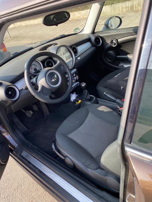 Bild des Angebotes MINI One Clubman