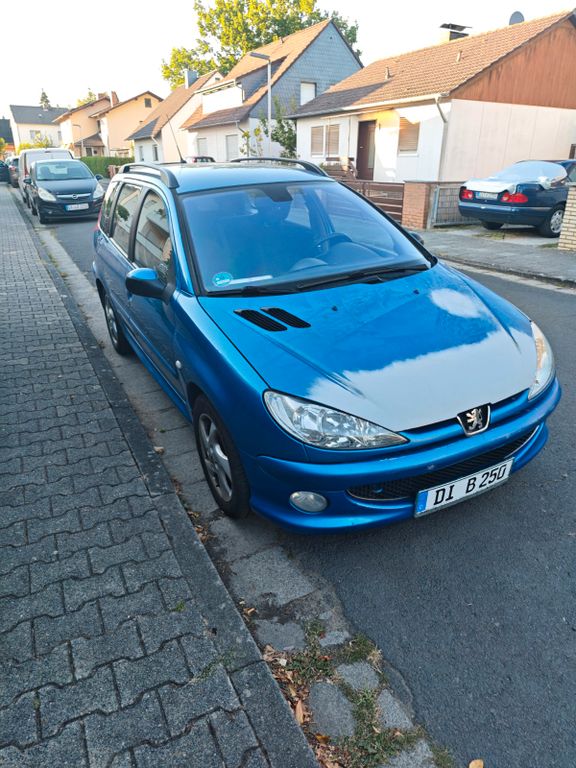 Bild des Angebotes Peugeot 206 SW Quiksilver 90 ESP Quicksilver