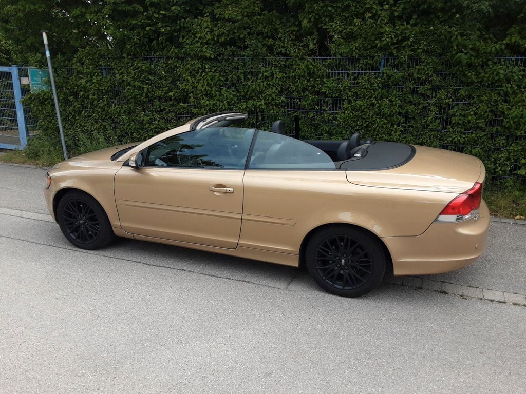 Bild des Angebotes Volvo C70 2.4 mit Gasanlage und Subwoofer