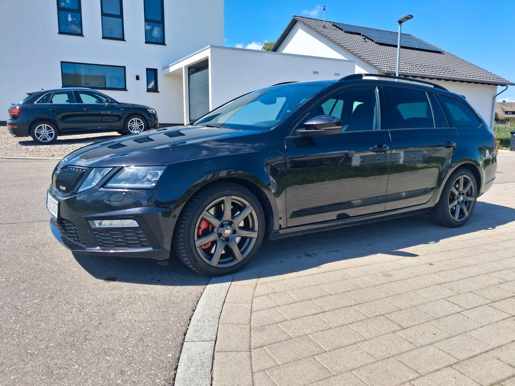Bild des Angebotes Skoda Octavia 2.0 TSI DSG RS 245 Combi RS
