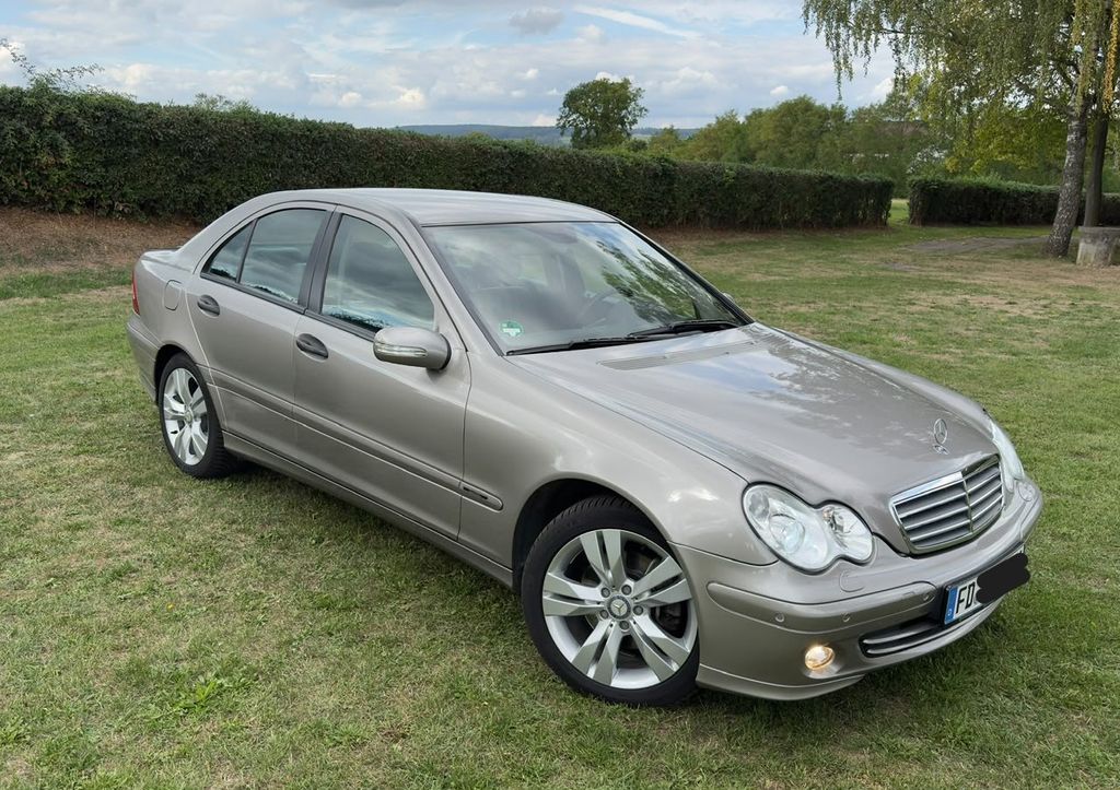 Bild des Angebotes Mercedes-Benz C240 4MATIC | 2.Hand | TÜV 06/28 | Garantie