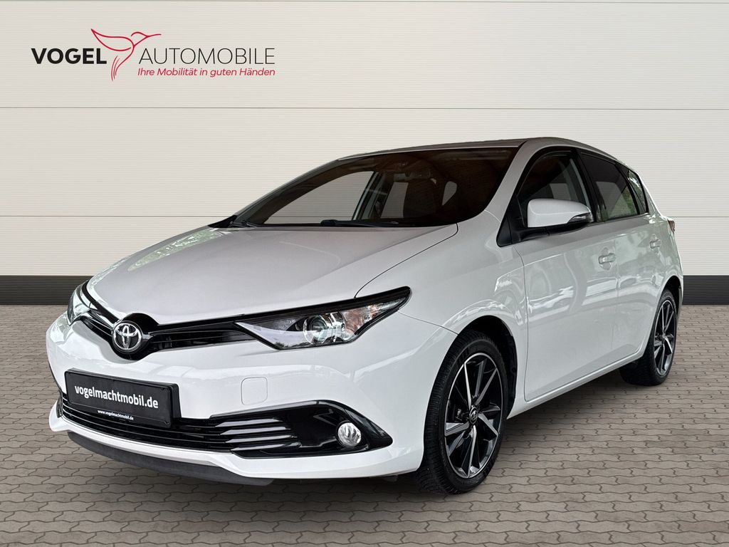 Toyota Auris 1.2 Turbo Team D Kam.+Navi+KeyLess+SHZ+LM