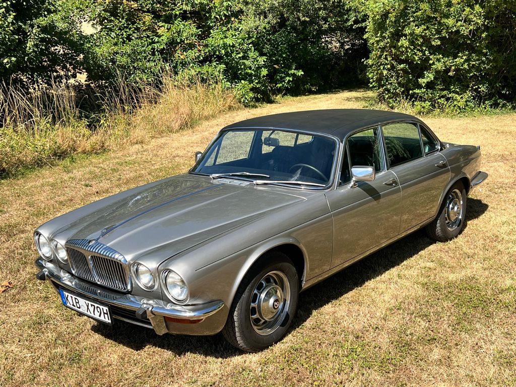 Bild des Angebotes Jaguar Daimler Double Six XJ 12 Serie II 89tkm