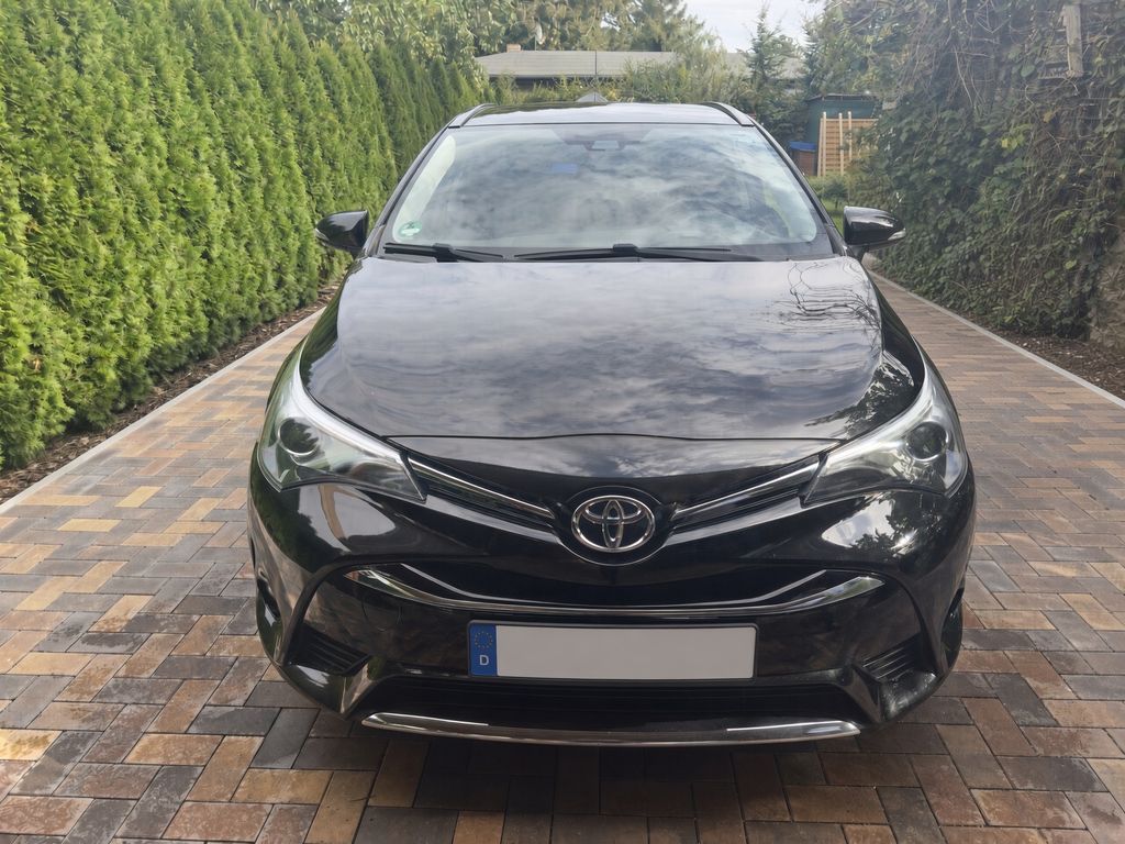 Bild des Angebotes Toyota Avensis 1,8-l-V. Multidr. S Team D T. Sports...